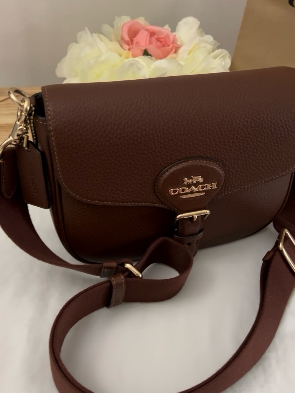 Coach Amelia Saddle bag 💼 maple